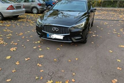 INFINITI Q30 140.000 km 11.999 &euro; WEINHEIM 69469