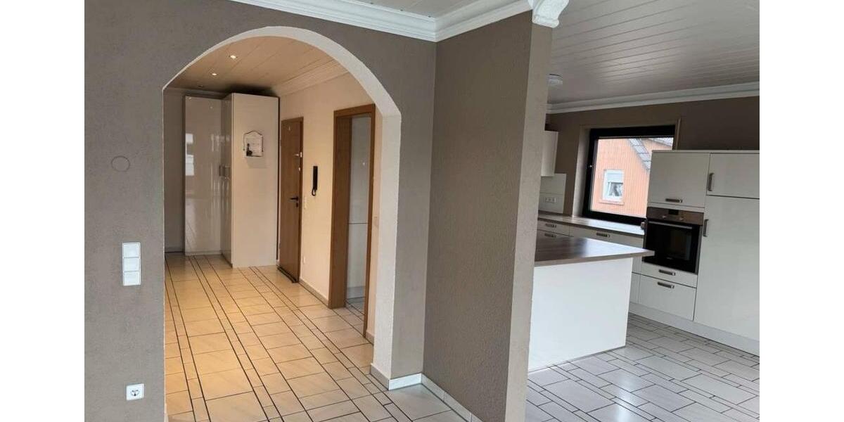 Maisonettenwohnung Ludwigshafen am Rhein Edigheim - 5 Zimmer, 130 m&sup2;, 1.850&euro; | Angebot:25655461