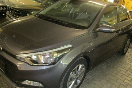 Hyundai i20 YES! 115.800 km 6.985 &euro; Hirschberg 69493