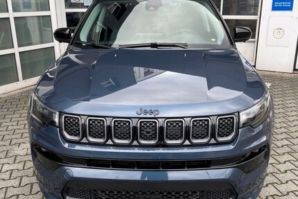 Jeep Compass 20 km 33.900 € Mannheim 68169