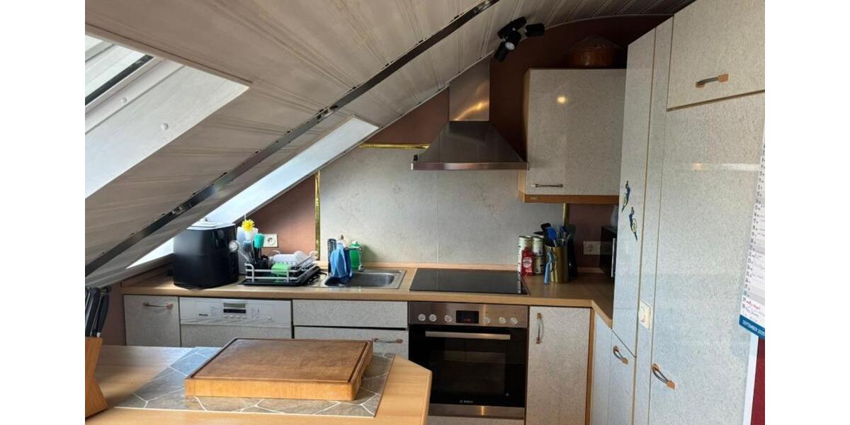 Dachgeschoßwohnung Weinheim - 3 Zimmer, 65 m&sup2;, 175.000&euro; | Angebot:24714573