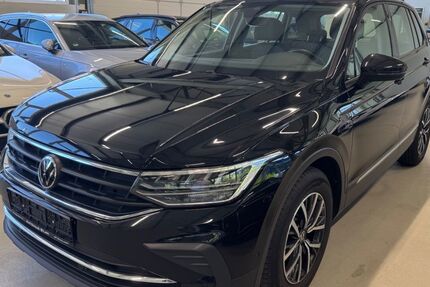 VW Tiguan 100.000 km 23.990 &euro; Walldorf 69190