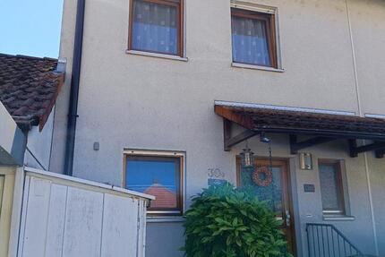 Haus Oberhausen-Rheinhausen Rheinhausen - 5 Zimmer, 125 m&sup2;, 378.000&euro; | Angebot:26737918