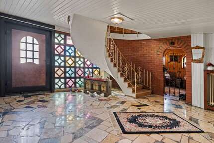 Haus zum Kaufen in Schriesheim 749.000 € 234 m² 6 zimmer