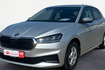Skoda Fabia 50.000 km 13.990 &euro; Brühl 68782