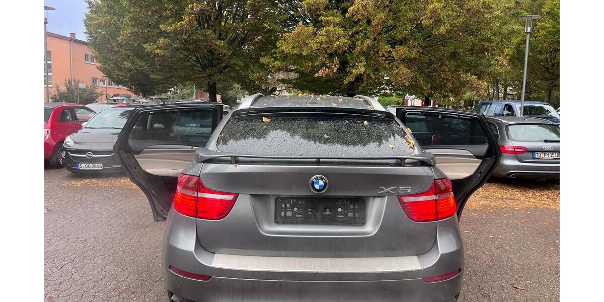BMW X6 199.999 km 12.500 &euro; Mannheim 68169