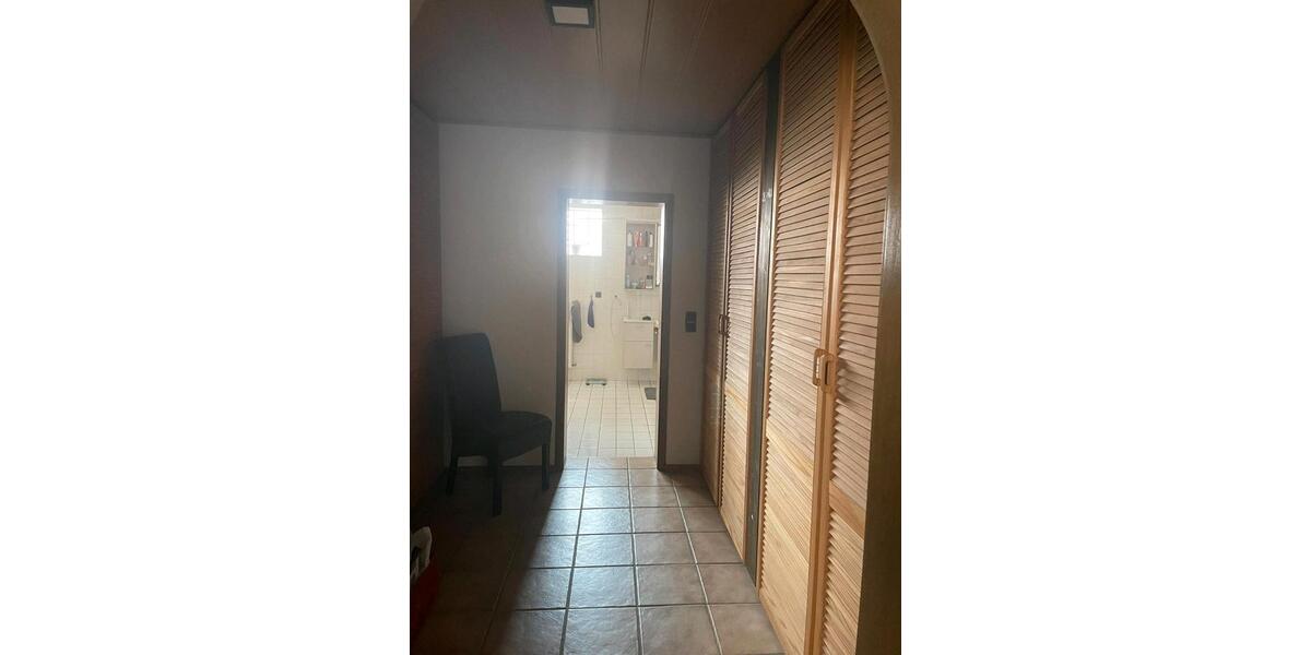 Maisonettenwohnung Schifferstadt - 5 Zimmer, 160 m&sup2;, 1.750&euro; | Angebot:26152684