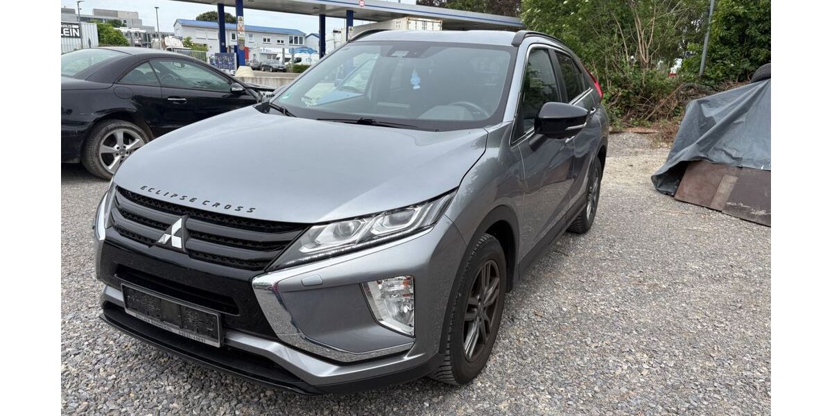 Mitsubishi Eclipse Cross 114.000 km 13.900 &euro; Wiesenbach 69257