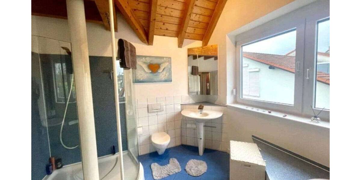 Etagenwohnung Wiesloch - 5 Zimmer, 190 m&sup2;, 1.600&euro; | Angebot:24040687