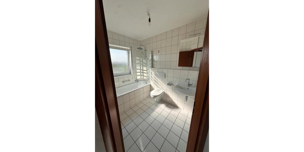 Etagenwohnung Bobenheim-Roxheim Roxheim - 2 Zimmer, 55 m&sup2;, 880&euro; | Angebot:26238652