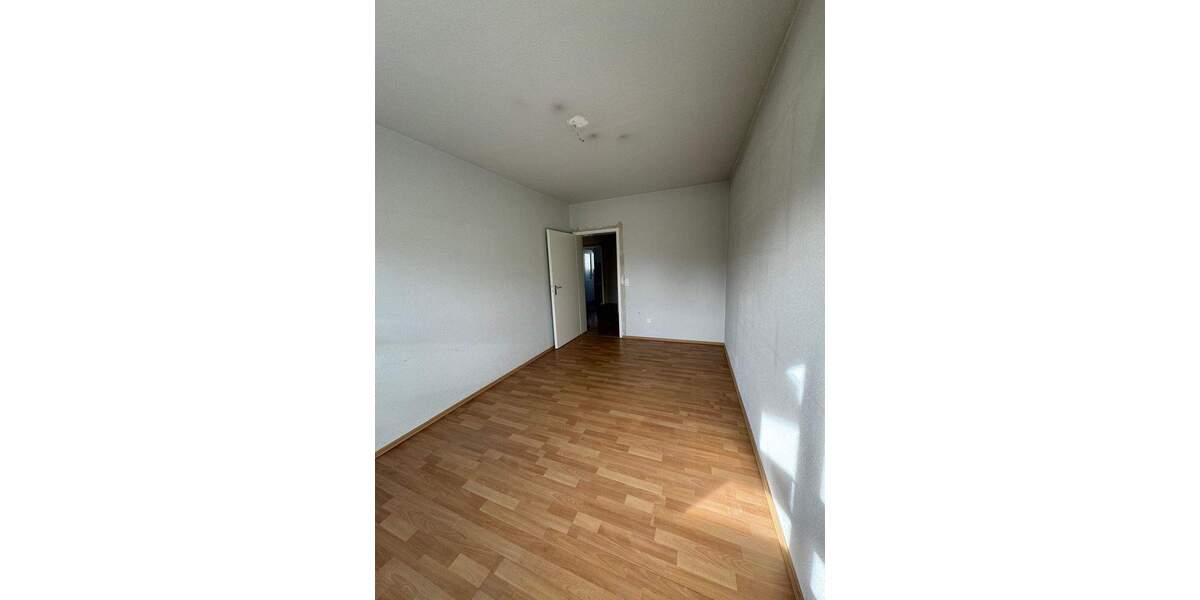 Gewerbeobjekt Waghäusel Kirrlach - 3 Zimmer, 107 m&sup2;, 1.120&euro; | Angebot:23842071