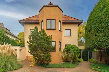 Haus zum Kaufen in Mannheim 935.000 € 231 m² 8 zimmer