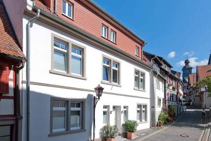 Haus Heppenheim - 9 Zimmer, 215 m&sup2;, 1.175.000&euro; | Angebot:25776262