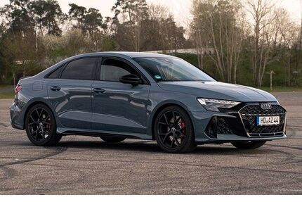 Audi RS3 9.000 km 64.500 € Heidelberg 69115
