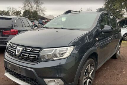 Dacia Sandero 80.000 km 8.990 &euro; Weinheim 69469
