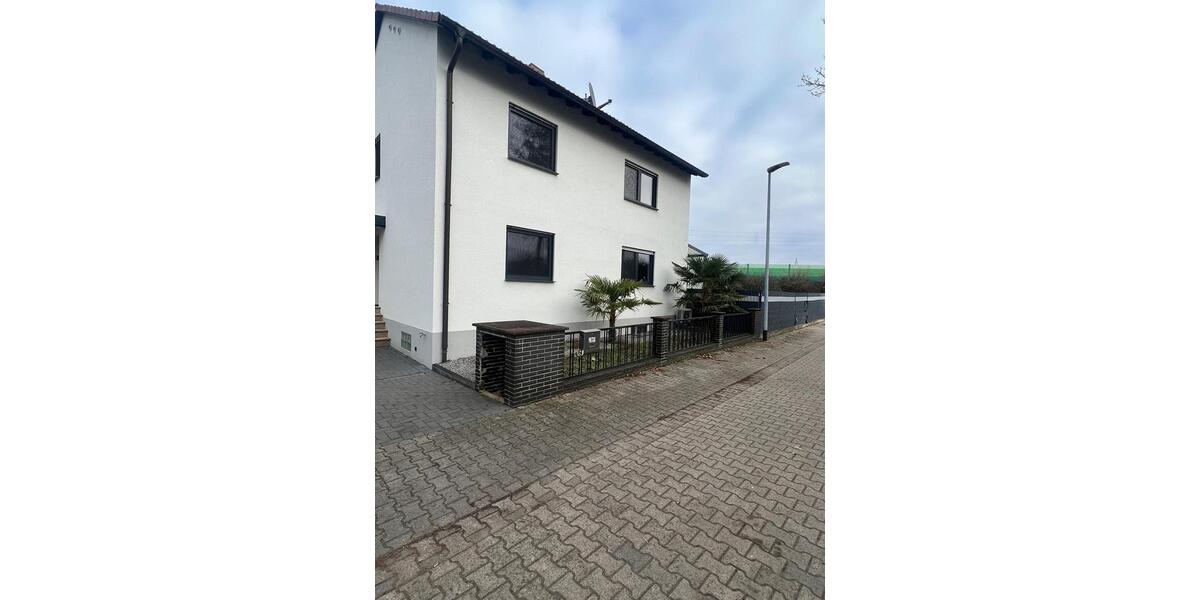 Charmantes Einfamilienhaus in den ,,Lüssen“, Nordend-Siedlung 4 zimmer