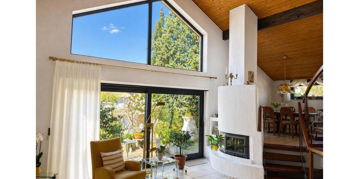 Villa Hockenheim - 15 Zimmer, 300 m&sup2;, 949.000&euro; | Angebot:26327588