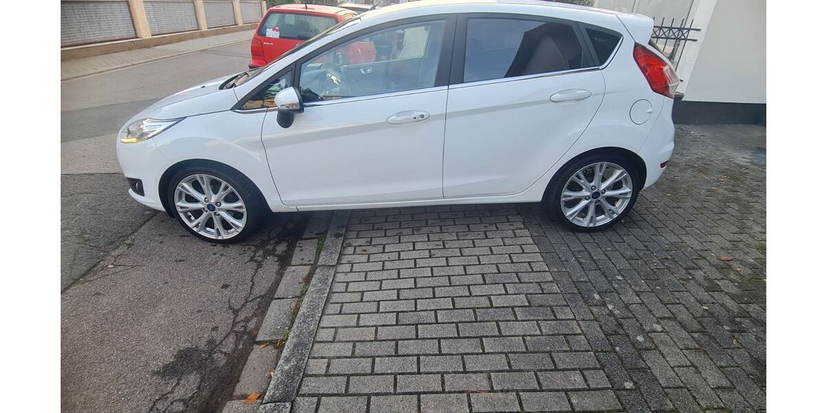 Ford Fiesta 83.000 km 8.650 &euro; Viernheim 68519