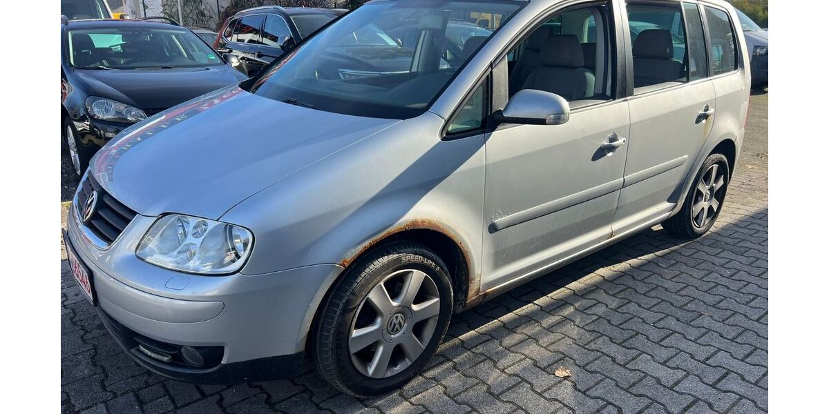 VW Touran 300.000 km 1.490 &euro; Viernheim bei Mannheim 68519