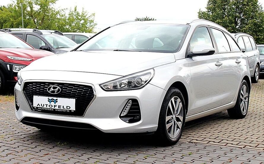 i30