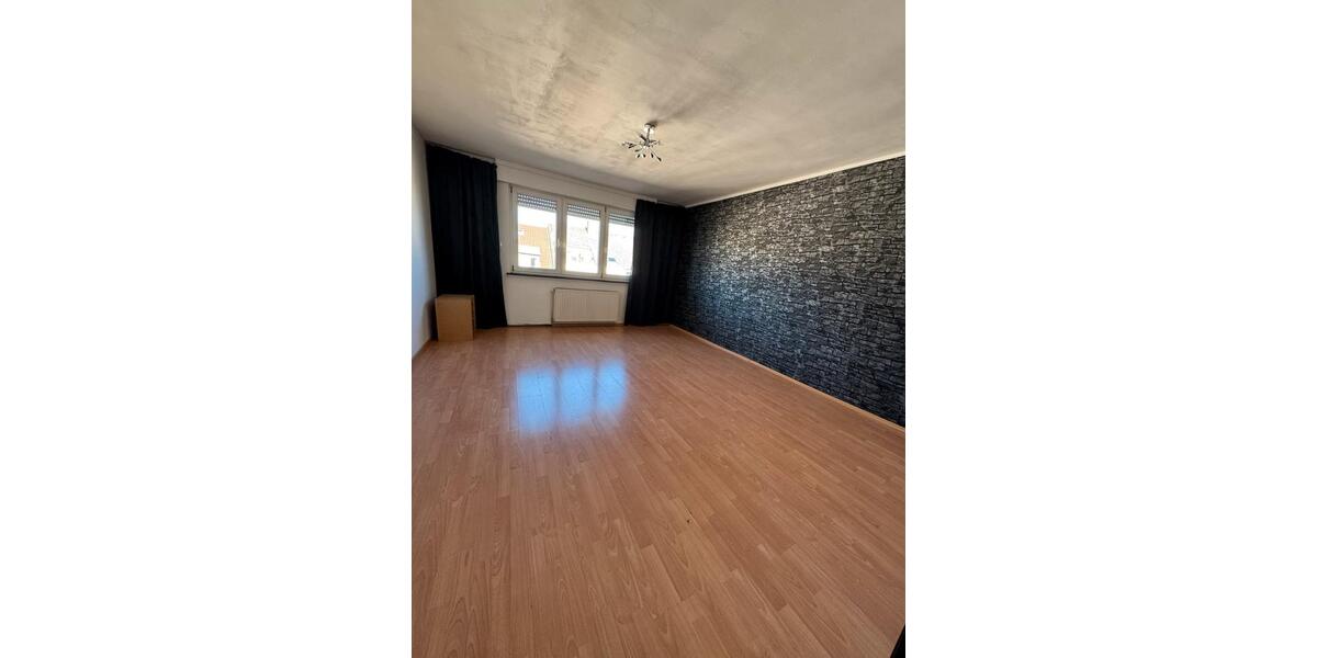 Etagenwohnung Mannheim Rheinau - 3 Zimmer, 85 m&sup2;, 1.250&euro; | Angebot:26345317