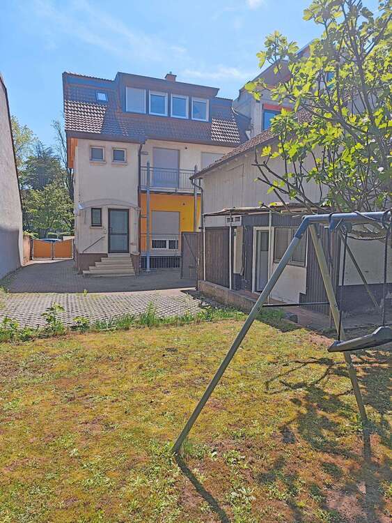 Haus zum Kaufen in Wiesloch 650.000 € 212 m²