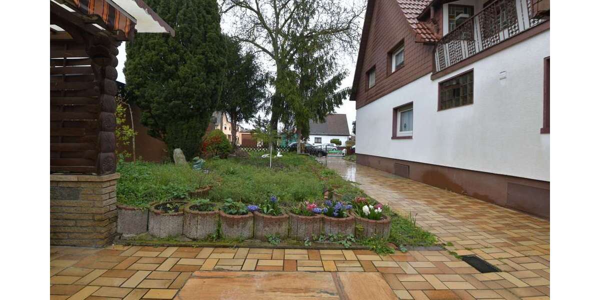 Idyllische DHH mit Sanierungspotential in ruhiger & zentraler Lage Zusätzliches Hinterhaus inkl. - Doppelhaushälfte Ludwigshafen am Rhein Mundenheim | Angebot:25968420