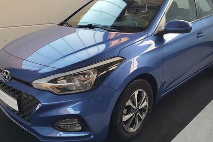 Hyundai i20 31.550 km 11.850 &euro; Neustadt a. d. Weinstr. 67435