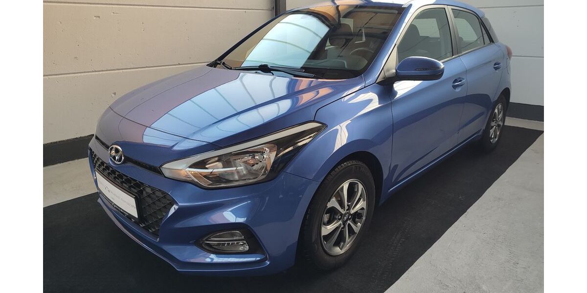Hyundai i20 31.550 km 11.850 &euro; Neustadt a. d. Weinstr. 67435