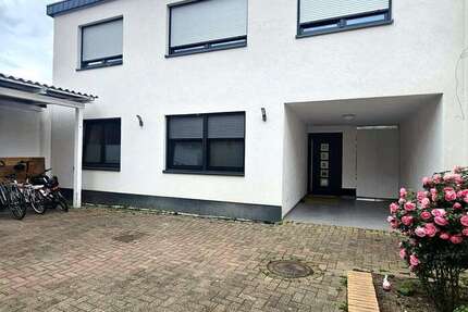 Haus zum Kaufen in Römerberg 850.000 € 187 m²