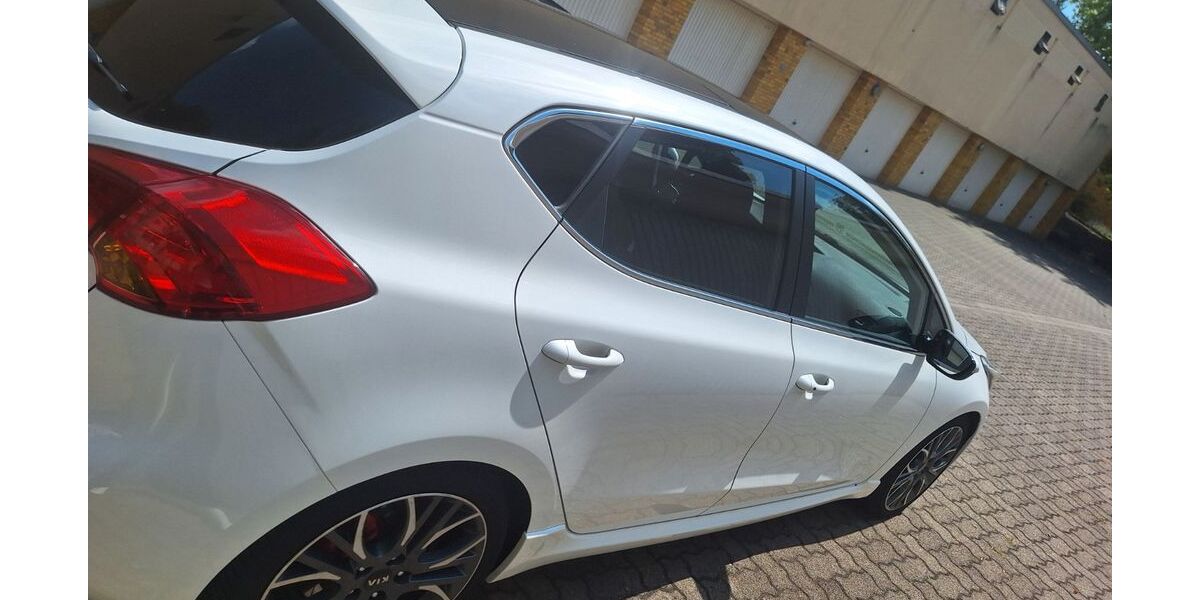 Kia ceed / Ceed 135.000 km 9.700 &euro; Ludwigshafen am Rhein 67061