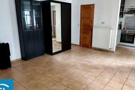 Haus zum Mieten in Heuchelheim 690 € 70 m²
