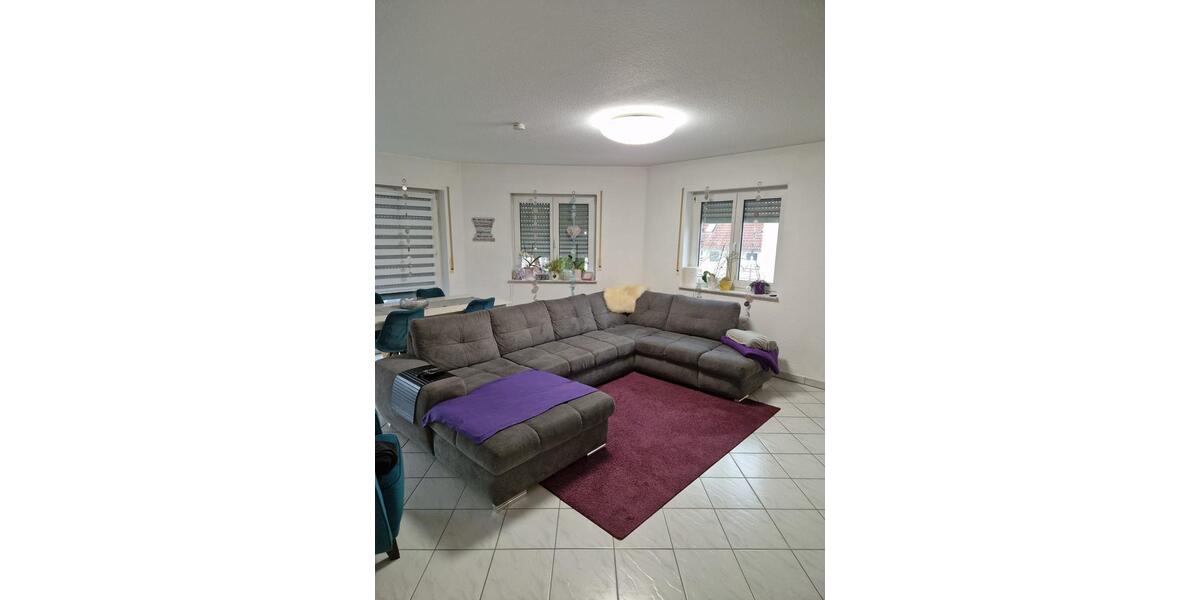 Etagenwohnung Weinheim - 4 Zimmer, 110 m&sup2;, 1.250&euro; | Angebot:25253397