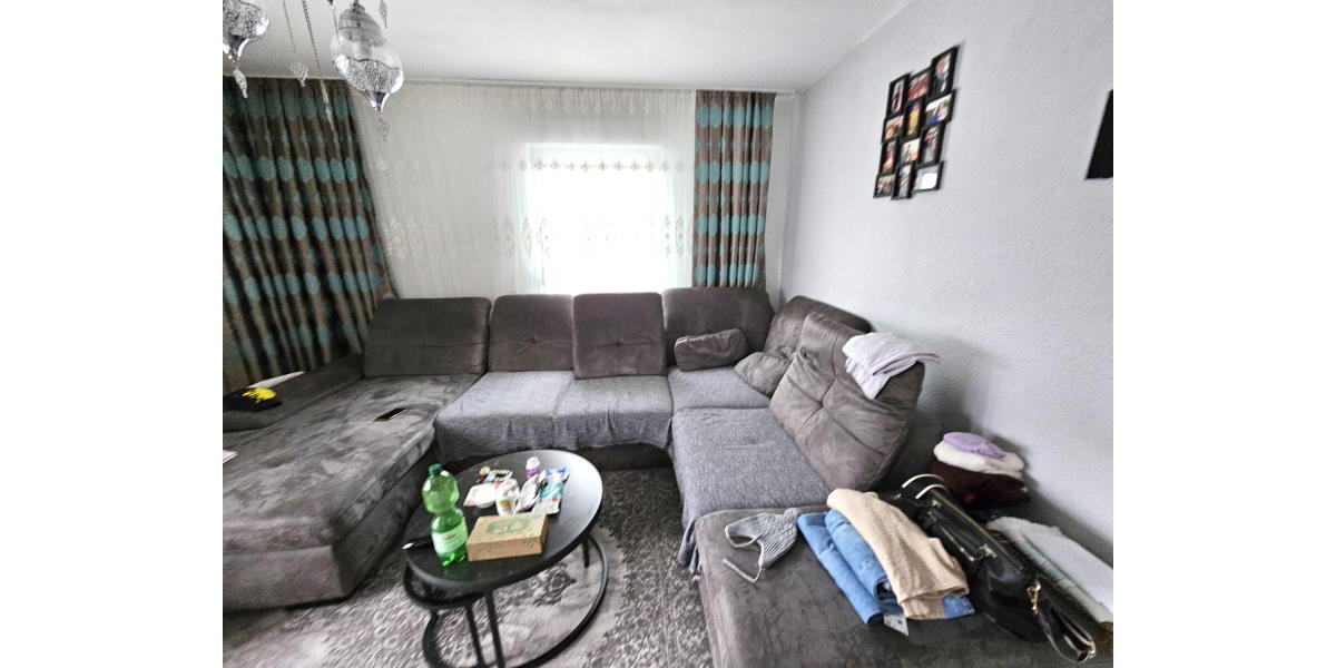 ObjNr:19646 - Freistehendes Dreifamilienhaus mit großem Grundstück; Kapitalanlage oder Mehrgenerationenhaus 9 zimmer