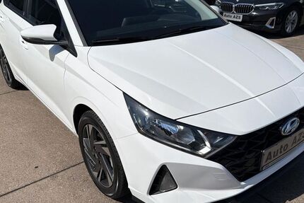 Hyundai i20 17.166 km 15.450 &euro; Schwetzingen 68723
