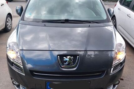 Peugeot 5008 61.000 km 7.900 &euro; Heidelberg 69124