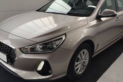 Hyundai i30 81.400 km 10.850 € Neustadt a. d. Weinstr. 67435