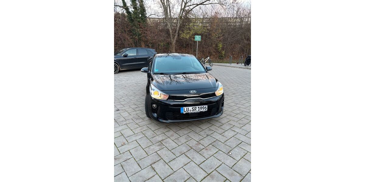 Kia Rio 46.000 km 13.900 &euro; Ilvesheim 68549