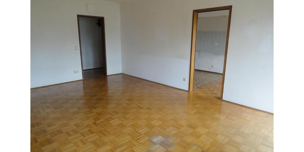 Etagenwohnung Viernheim - 2 Zimmer, 81 m&sup2;, 210.000&euro; | Angebot:26476935