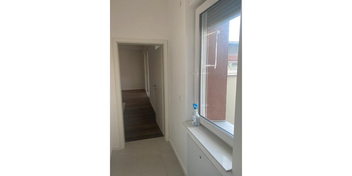 Etagenwohnung Walldorf - 2 Zimmer, 75 m&sup2;, 900&euro; | Angebot:26594304