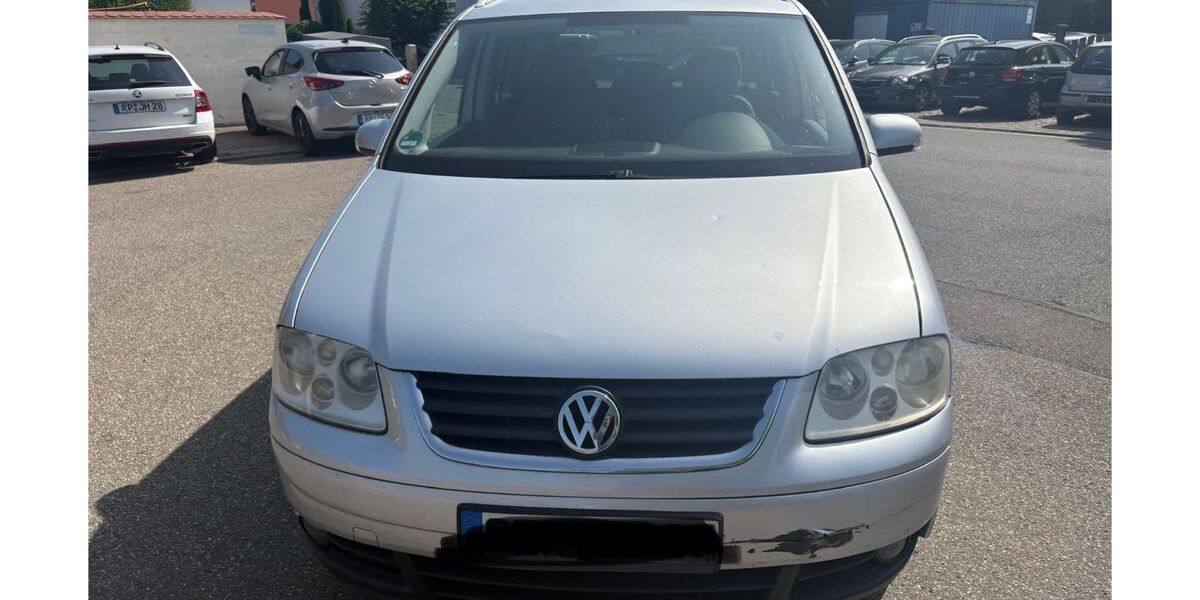 VW Touran 200.000 km 699 &euro; Speyer 67346