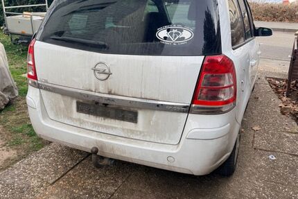 Opel Zafira 305.000 km 1.450 &euro; Worms 67551