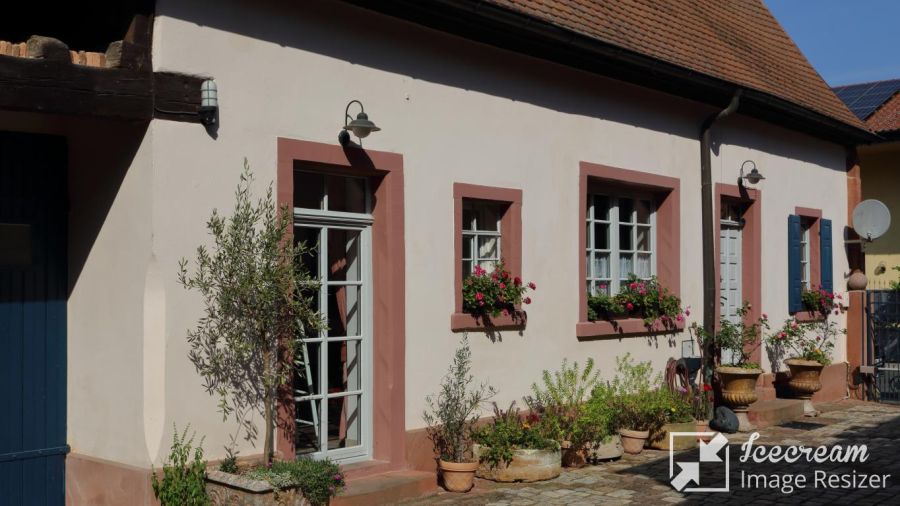 Historisches Winzeranwesen, möblierte Wohnung 4 zimmer