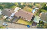 ** Großer Bungalow ** Wohnen auf einer Etage!