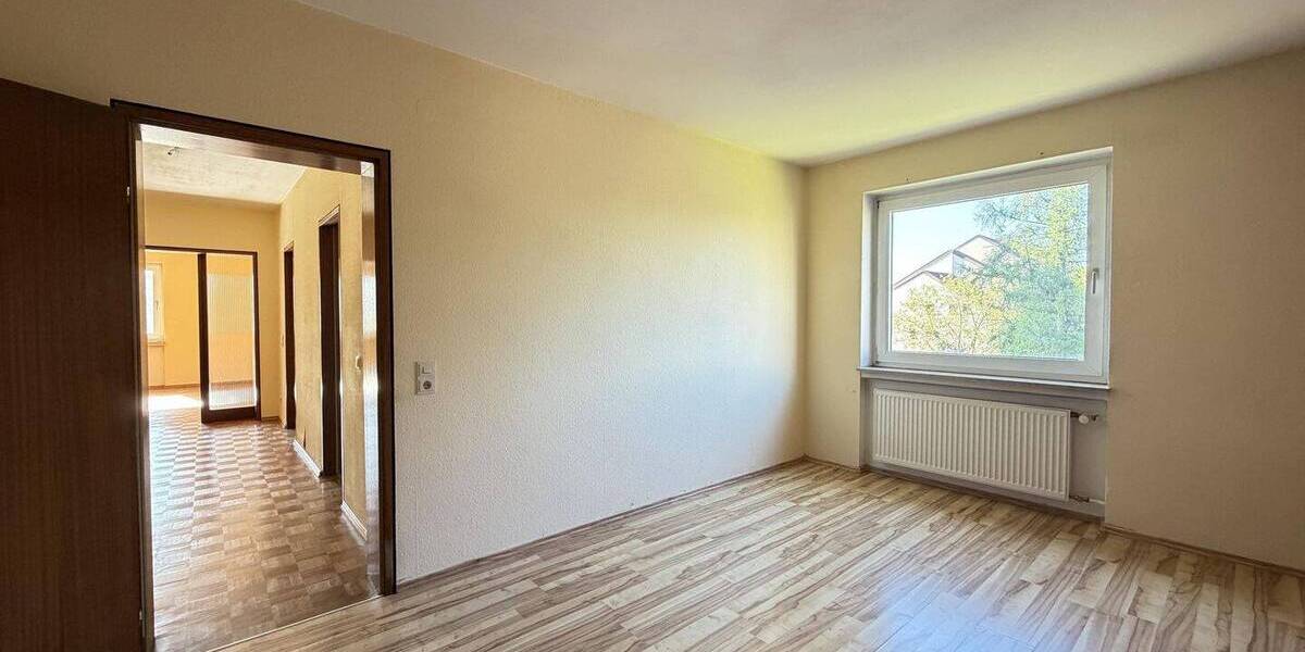 Etagenwohnung Heppenheim - 3 Zimmer, 89 m&sup2;, 210.000&euro; | Angebot:26205738