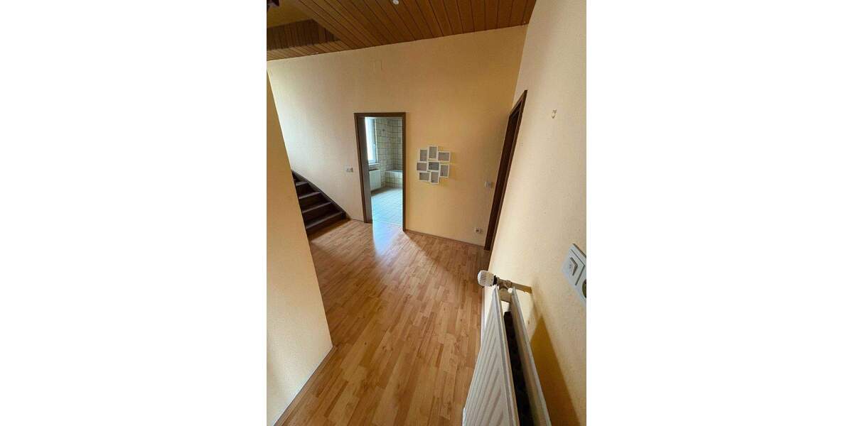 Mehrfamilienhaus, Wohnhaus Ludwigshafen Rheingönheim - 8 Zimmer, 206 m&sup2;, 550.000&euro; | Angebot:24635031