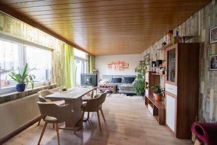 Haus zum Kaufen in Philippsburg 510.000 € 266 m² 10 zimmer