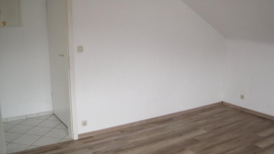 Wohnung 2 Zimmer,Wohnküche,Bad,Balkon in Wald-Michelbach Zentrum 1 zimmer