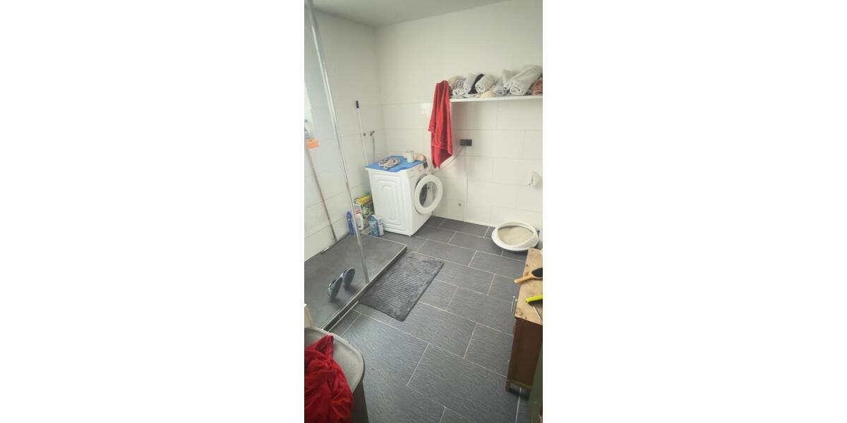 Reihenhaus Ludwigshafen am Rhein - 4.5 Zimmer, 140 m&sup2;, 1.300&euro; | Angebot:25715290