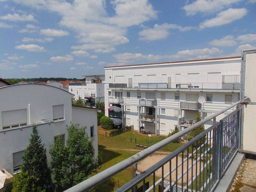 TOP Gepflegte Wohnung mit Sonnenbalkon 07